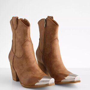NWT Beast Fashion Dakota Ankle Boot Western Cowgirl Size 8.5